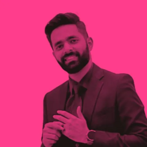 Portrait of Adnan Ilyas, COO at SmartifyAI