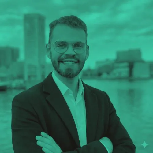 Portrait of Ash Behrens, Manager, Strategy & Implementation Consultant at SmartifyAI
